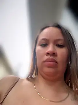 Czat XXX na żywo – Emiily_lee