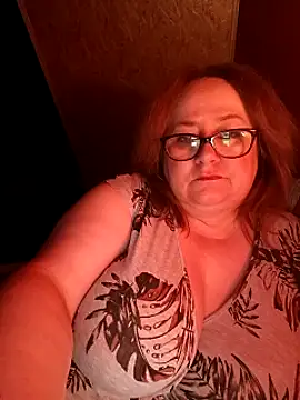 Iwenne webcam show