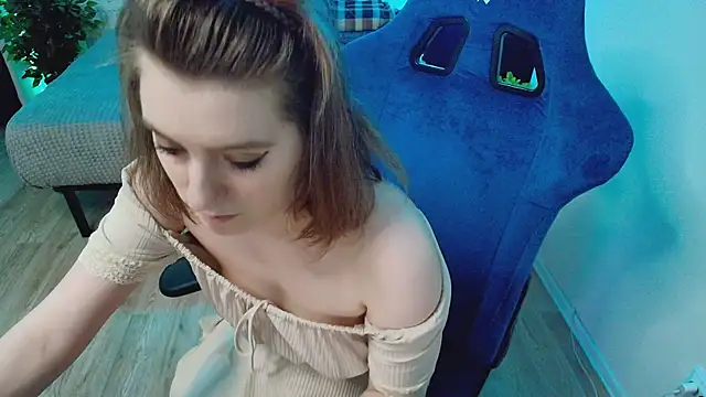 CranberryHot's Live XXX Chat