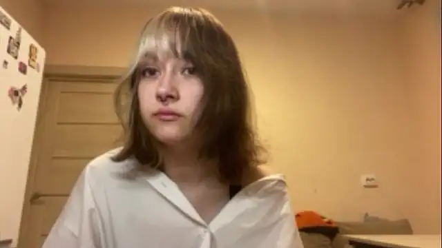 YourFavoriteAltgirl – Kamerová šou