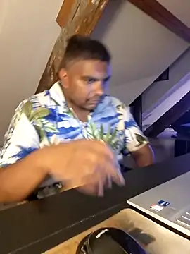 Bandusrilankasexymen's Webcam Show