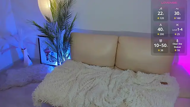 XXX chat uživo modela KittiLiza