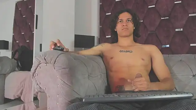 TonyBenedetti Show Webcam