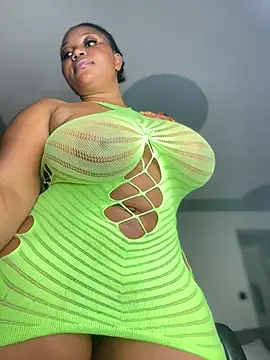 Chatroom XXX en direct de EliteSoraya