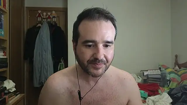 curiosillo83 Live XXX Chat