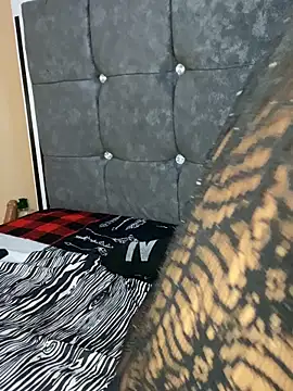 Webkamerová show Keely