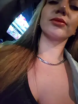 Nina_velvet01 élő XXX-chatje