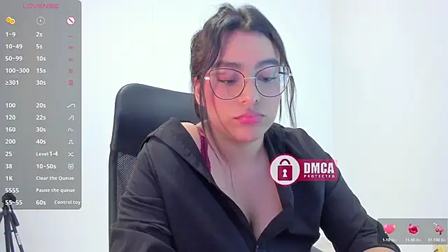 mypretty_isabella Adlı Modelin Canlı XXX Sohbeti