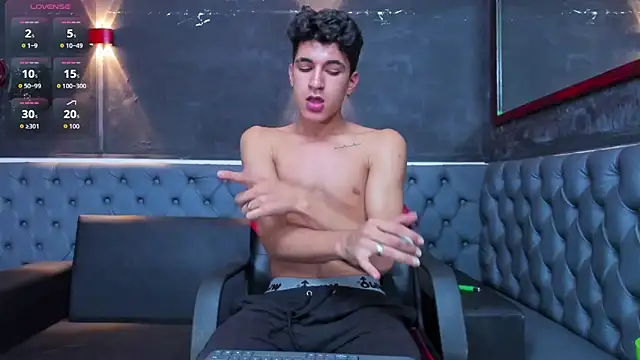 Czat XXX na żywo – Stiben_boy