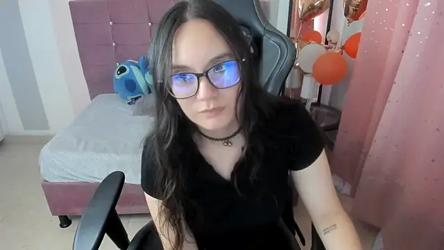 Wanda_sg Chat XXX in diretta