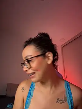 Chat +18 de Hips_hannah ao vivo