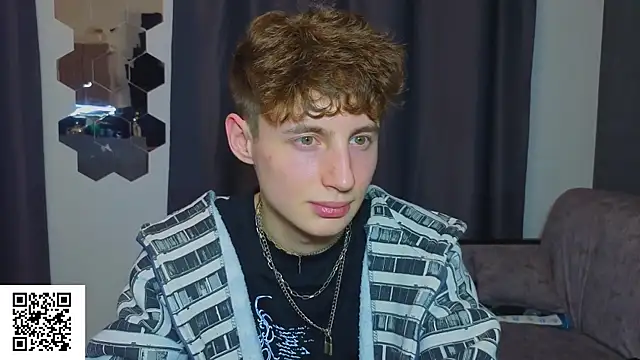 crispinver Live XXX-Chat