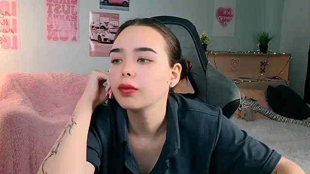 Sunsetberry Chat XXX in diretta