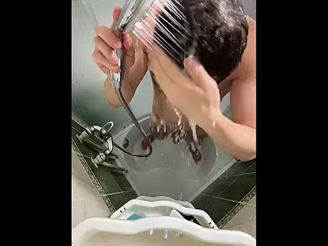 MartinBrandon 即時 XXX 聊天
