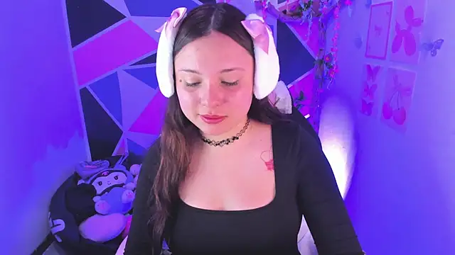 little_emma0のライブXXXチャット