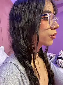 Show modela AlissonDannae777 na web-kameri