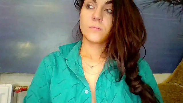 AliceTailor's Live XXX Chat