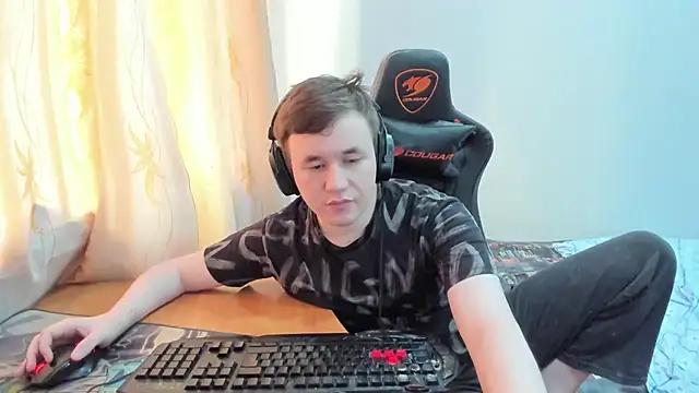 iliaskrisloveのウェブカメラショー