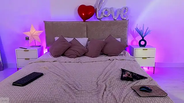 Jules_night's Live XXX Chat