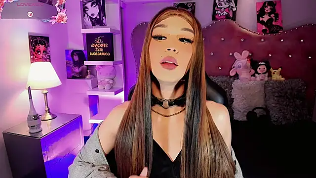 Chatroom XXX en direct de Megaan_Dolll