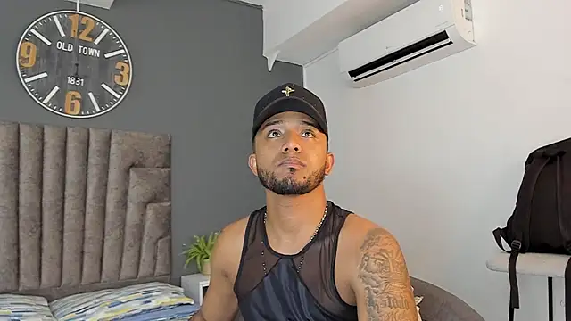 Chat XXX en directo de Robin_Rief