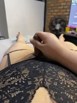 Chat +18 de valenthottie ao vivo