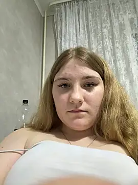 Chatroom XXX en direct de Flowers889