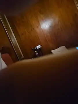 PilotingMuchness' Webcam Show