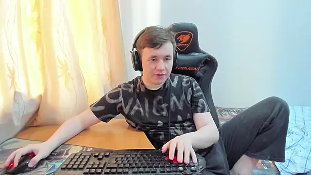 iliaskrislove Webcam Show