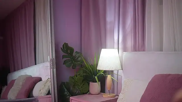 XXX chat uživo modela AmeliaBarbie