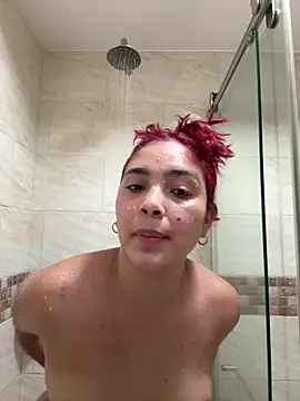 Živá chatovací místnost Kylie_brokee