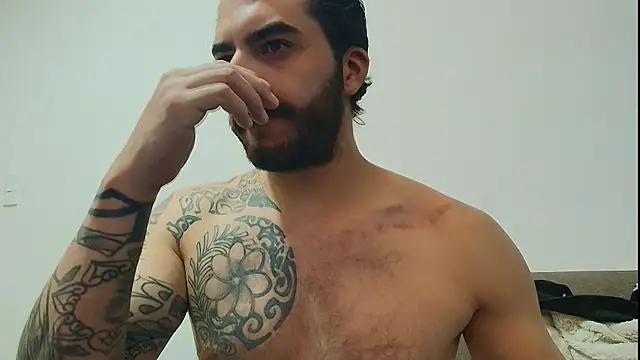 thomas_gun's Live XXX Chat