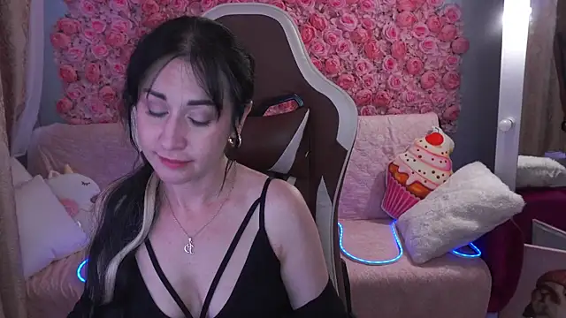 CarolinaaFoxyyy Live XXX-Chat