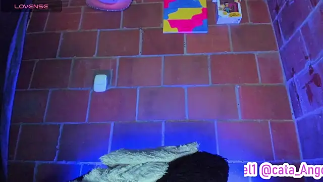 XXX chat uživo modela Cata-angel