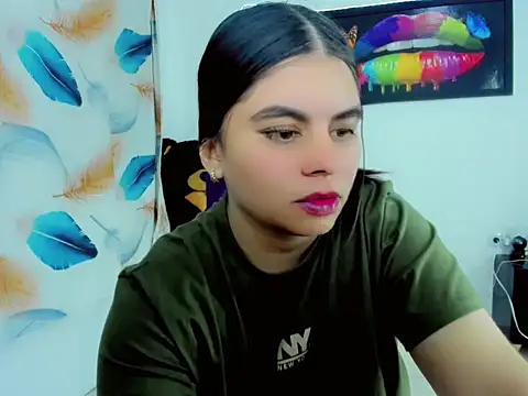 Maddi_ivanova2026's Webcam Show