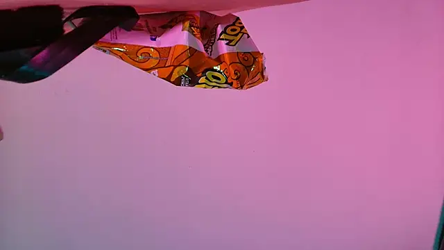 Nikki__uwu: онлайн-секс-чат
