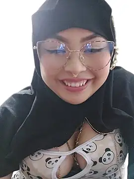 Elinaax Chat XXX live