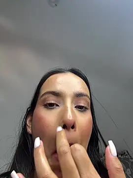 Chat +18 de EmilySearss ao vivo