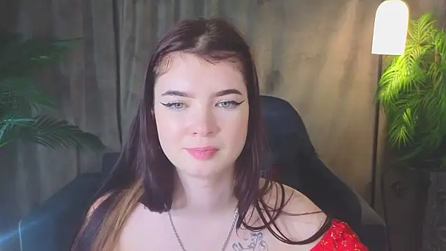 MelissaMay__ Adlı Modelin Canlı XXX Sohbeti