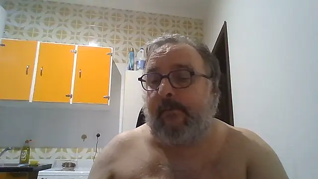 Chat XXX en directo de UrsoHardBRPT