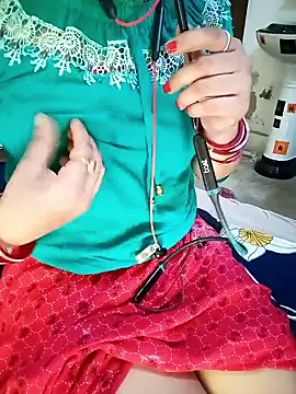 ZOYA-STRIP লাইভ XXX চ্যাট