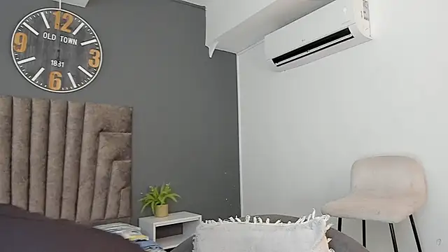 Robin_Rief live XXX chat