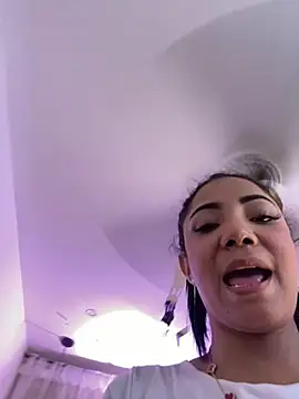 Auri__ Chat XXX live