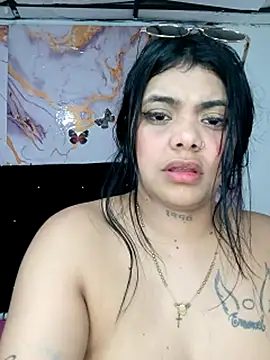 luxuryluna Adlı Modelin Canlı XXX Sohbeti