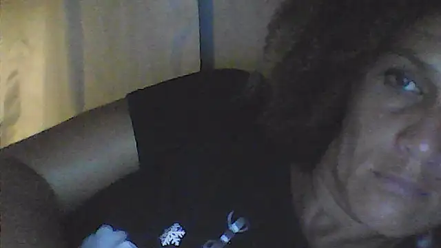 sarahkat86 Show in webcam
