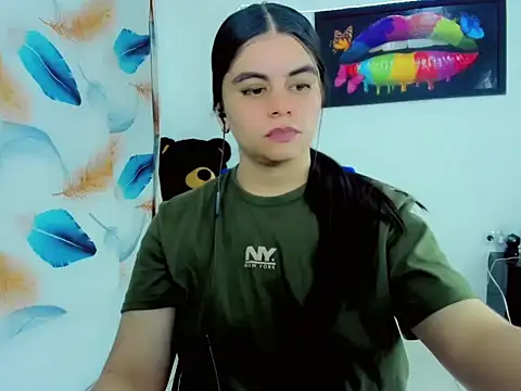 Show de Maddi_ivanova2026 na webcam