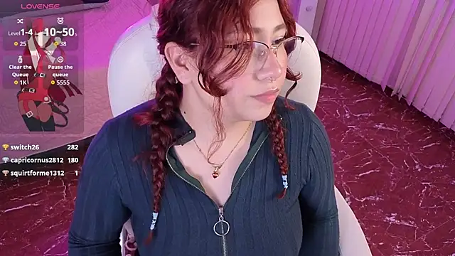 littlee_red's Live XXX Chat