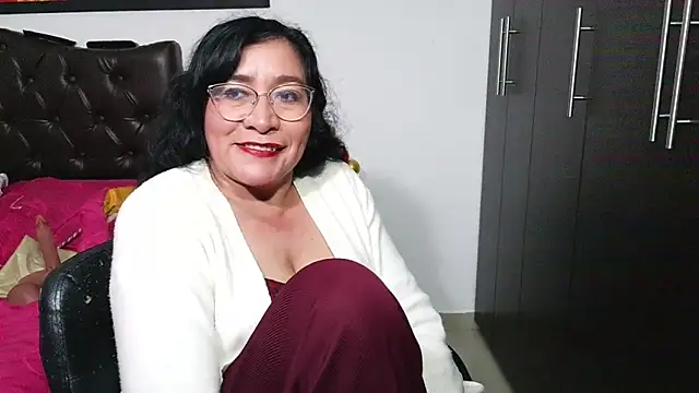 Grace_mature_milfのライブXXXチャット
