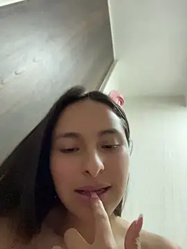 annie__thompson Chat XXX in diretta