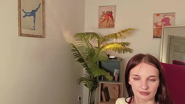 AliciaCore: онлайн-секс-чат